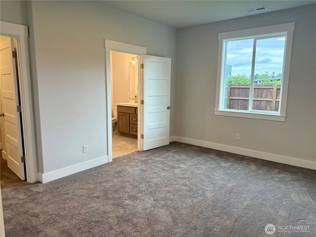 523 Rainbow Way, Kelso, WA 98626