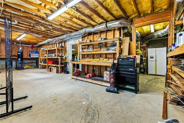1130 Lewis Ridge Circle, Lawrenceville, GA 30045
