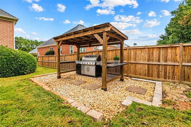 1130 Lewis Ridge Circle, Lawrenceville, GA 30045