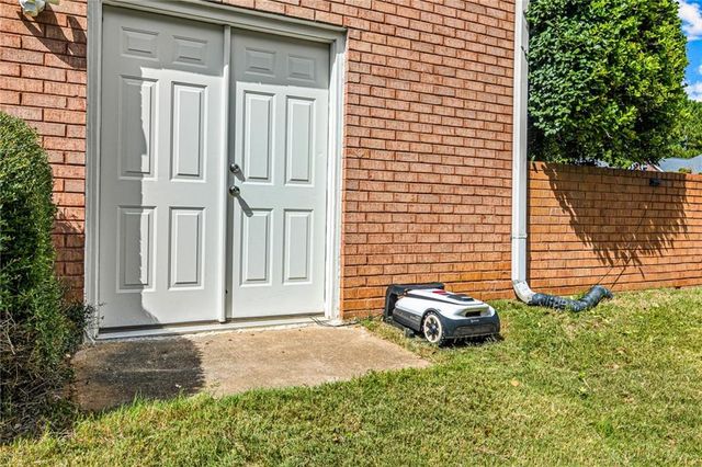 1130 Lewis Ridge Circle, Lawrenceville, GA 30045