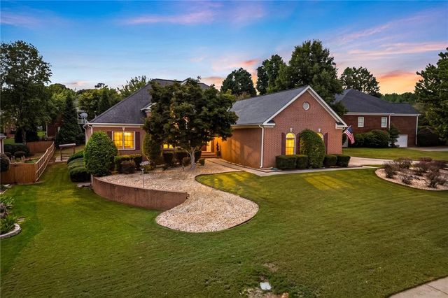 1130 Lewis Ridge Circle, Lawrenceville, GA 30045