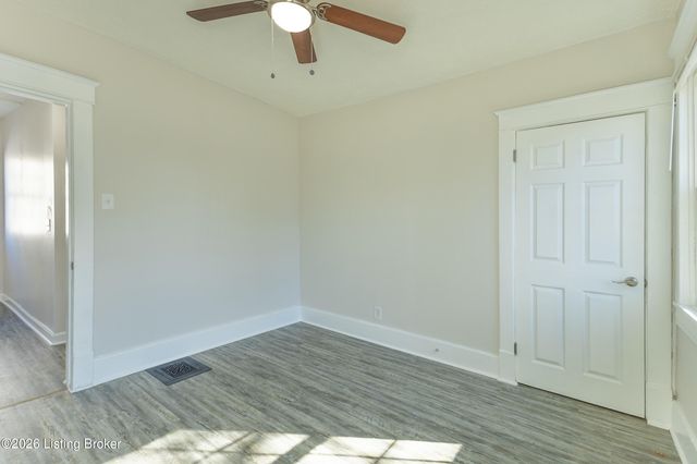 651 Louis Coleman Jr Dr, Louisville, KY 40211