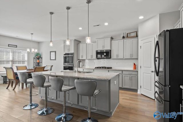 3003 Henry Road SE, Decatur, AL 35603