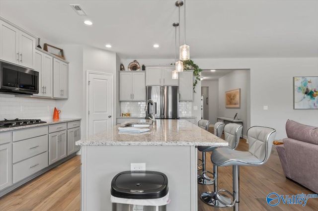 3003 Henry Road SE, Decatur, AL 35603