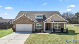 3003 Henry Road SE, Decatur, AL 35603