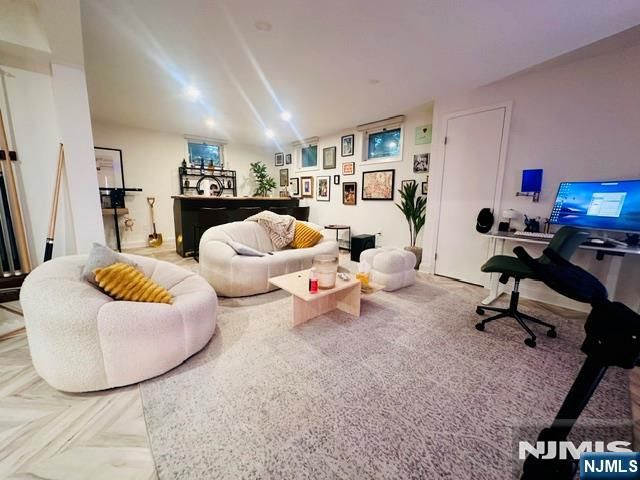 573 Kiowa Drive, Franklin Lakes, NJ 07417