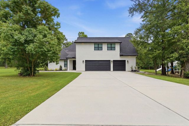 288 Fire Sky Road, Huntsville, TX 77340