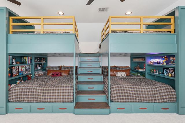 288 Fire Sky Road, Huntsville, TX 77340