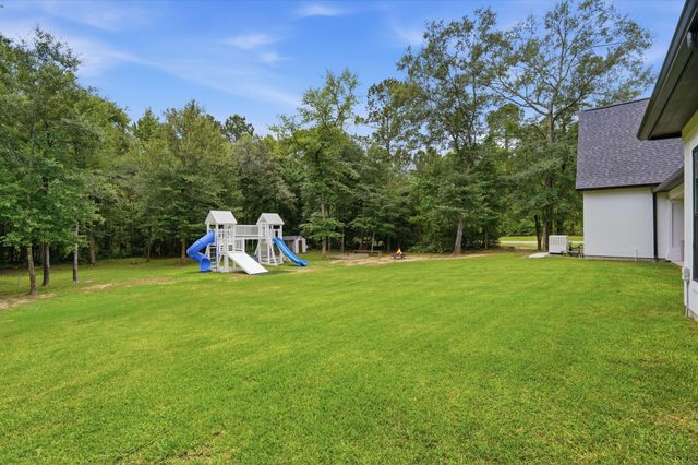 288 Fire Sky Road, Huntsville, TX 77340