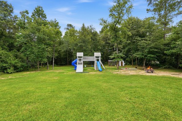 288 Fire Sky Road, Huntsville, TX 77340