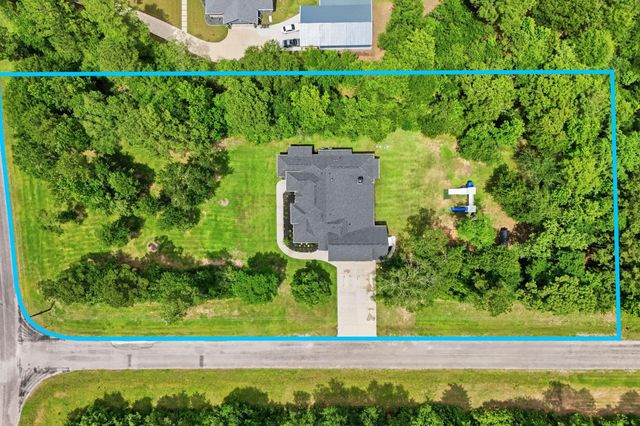 288 Fire Sky Road, Huntsville, TX 77340