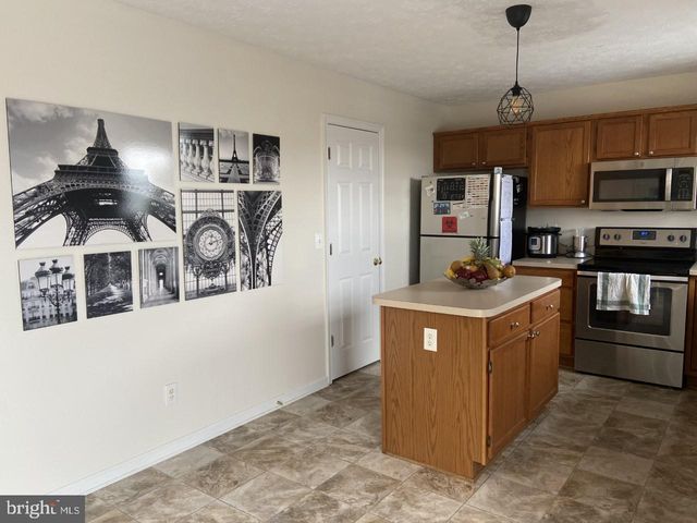 107 LIGHTHOUSE LN, Winchester, VA 22602