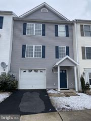 107 LIGHTHOUSE LN, Winchester, VA 22602
