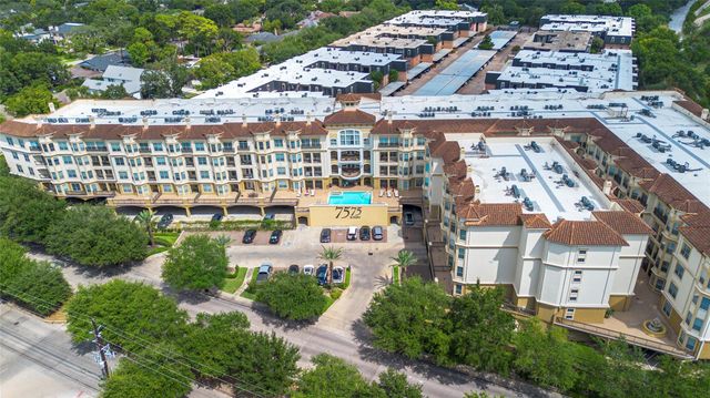 7575 Kirby Drive 2202, Houston, TX 77030