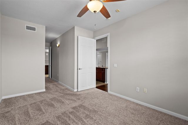 7575 Kirby Drive 2202, Houston, TX 77030