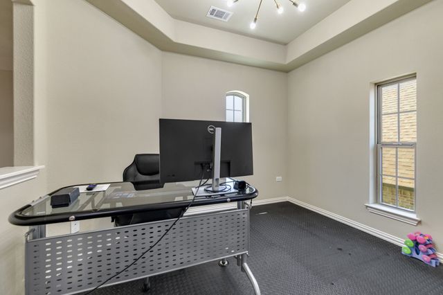2029 N Hill Drive, Irving, TX 75038