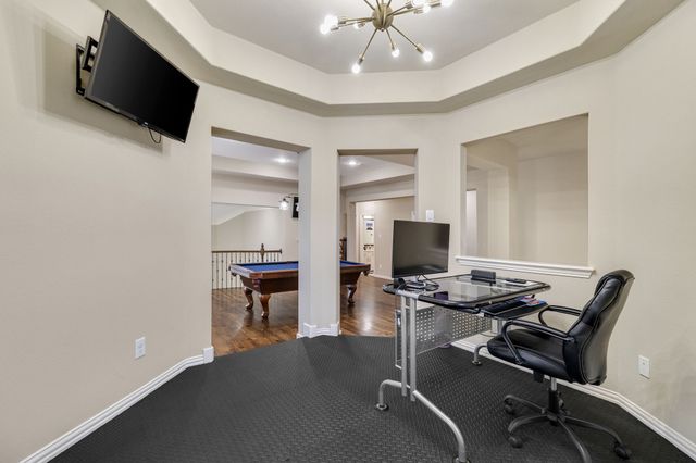 2029 N Hill Drive, Irving, TX 75038