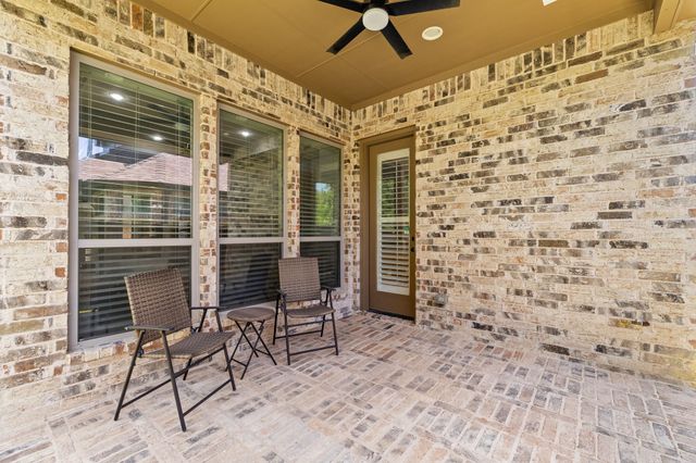 2029 N Hill Drive, Irving, TX 75038