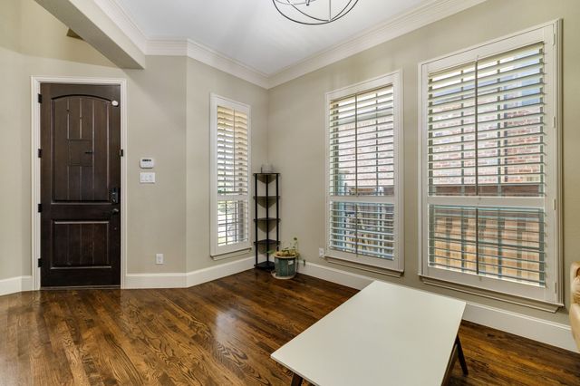 2029 N Hill Drive, Irving, TX 75038