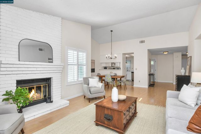 158 Bedford, Hercules, CA 94547