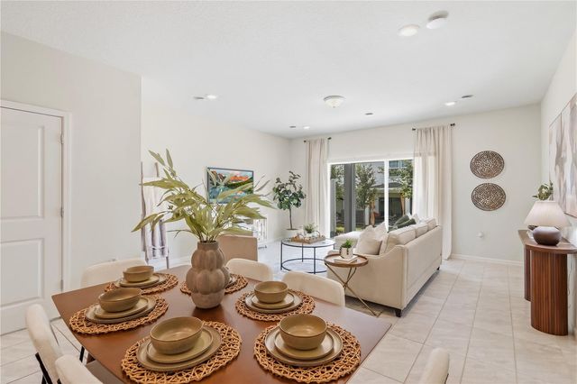 2742 FETCHING TRAIL, Davenport, FL 33896
