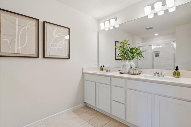 2742 FETCHING TRAIL, Davenport, FL 33896