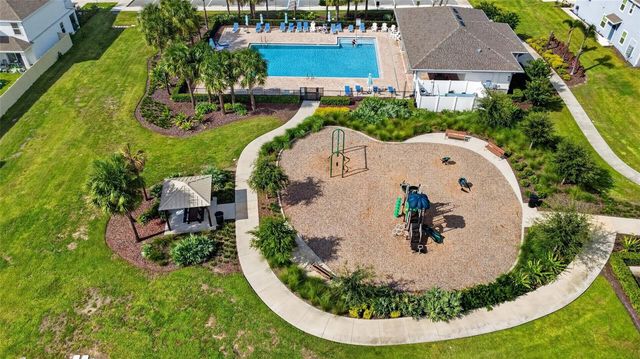 2742 FETCHING TRAIL, Davenport, FL 33896