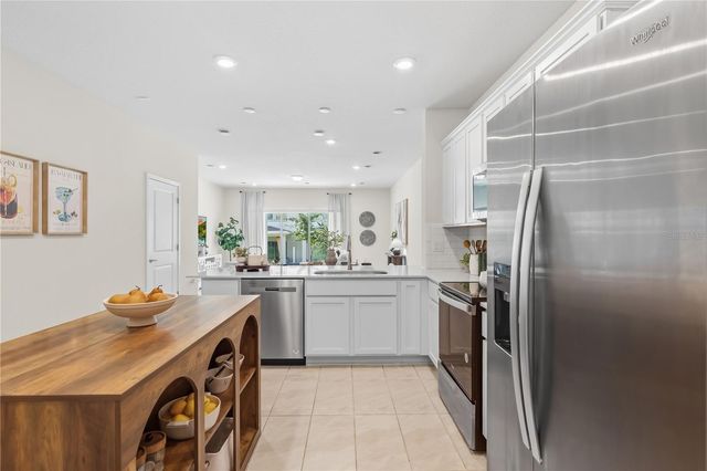 2742 FETCHING TRAIL, Davenport, FL 33896