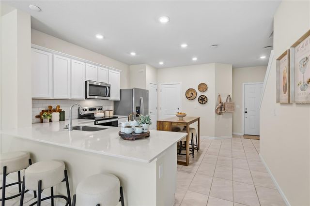 2742 FETCHING TRAIL, Davenport, FL 33896
