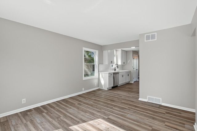 3120 Utah Avenue S, Saint Louis Park, MN 55426