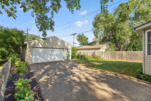 3120 Utah Avenue S, Saint Louis Park, MN 55426