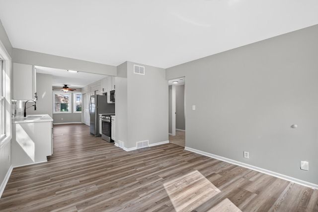 3120 Utah Avenue S, Saint Louis Park, MN 55426