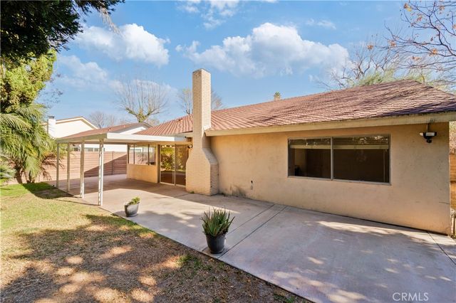 23869 Via Jacara, Valencia, CA 91355