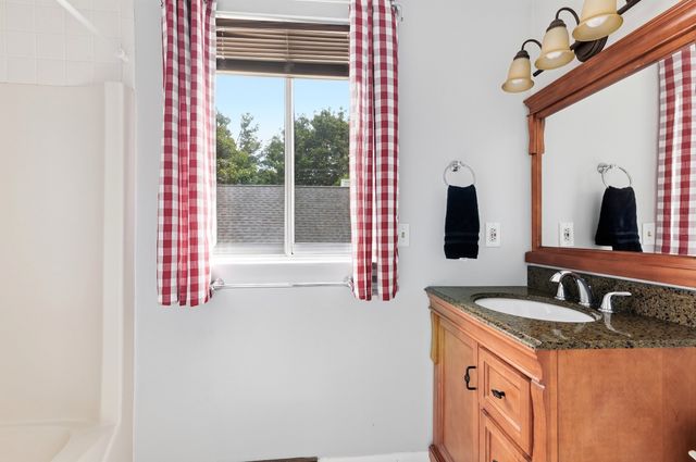 195 Lake Street, Unit 11 11, Weymouth, MA 02189