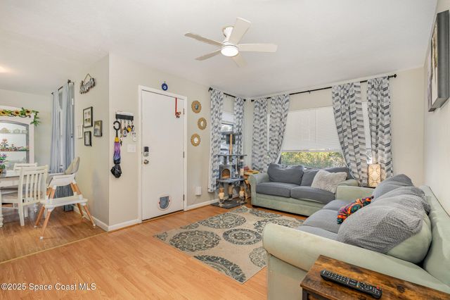 2627 Myrtle Avenue, Mims, FL 32754