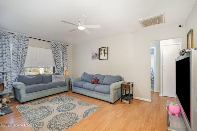 2627 Myrtle Avenue, Mims, FL 32754