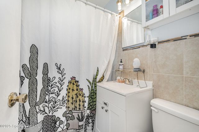 2627 Myrtle Avenue, Mims, FL 32754