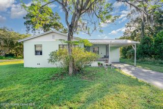 2627 Myrtle Avenue, Mims, FL 32754