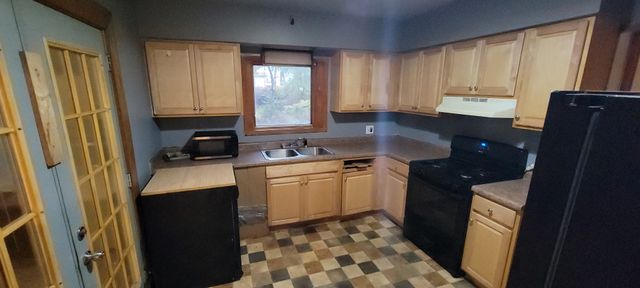 1312 PERSHING Avenue, Davenport, IA 52803