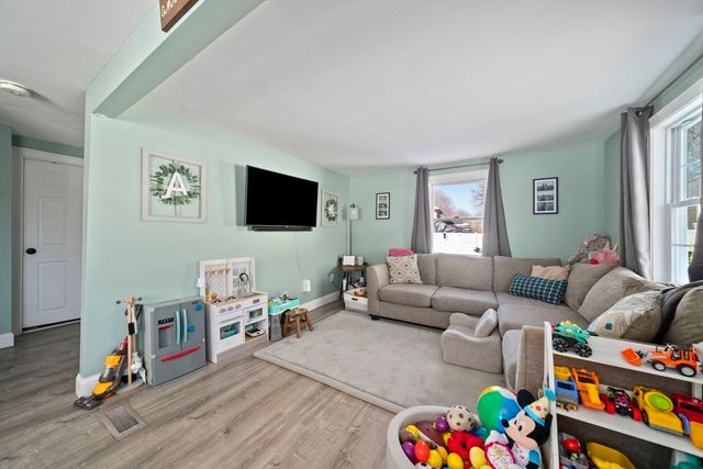 54 Wilbur St, Raynham, MA 02767