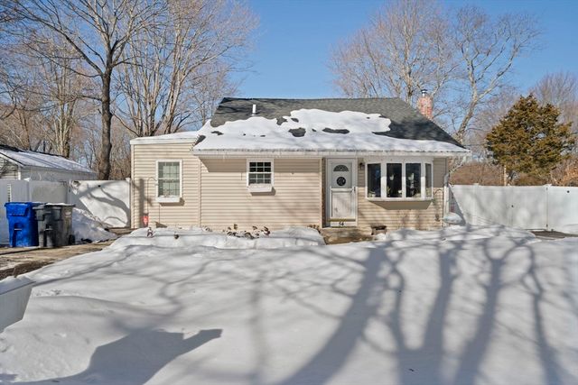 54 Wilbur St, Raynham, MA 02767
