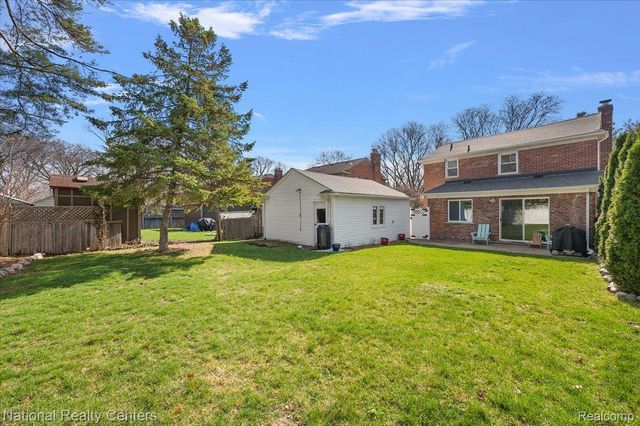 2958 Woodslee Drive, Royal Oak, MI 48073