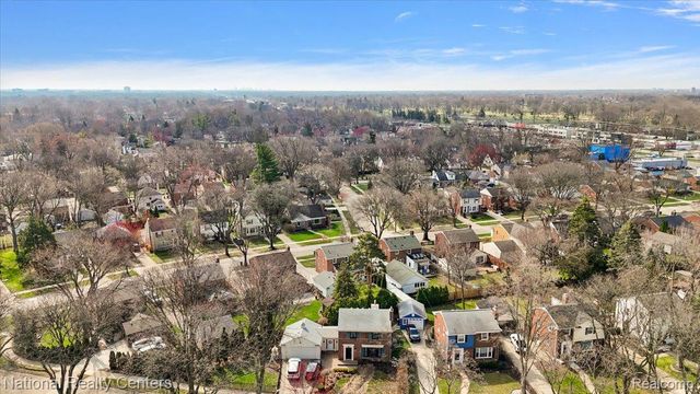 2958 Woodslee Drive, Royal Oak, MI 48073