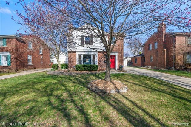 2958 Woodslee Drive, Royal Oak, MI 48073