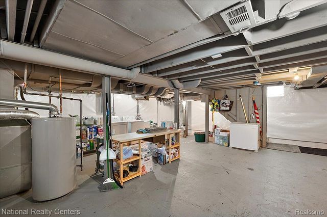 2958 Woodslee Drive, Royal Oak, MI 48073