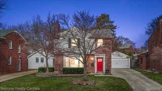 2958 Woodslee Drive, Royal Oak, MI 48073