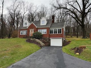 30 Moore Avenue, Hempfield Twp, PA 15644