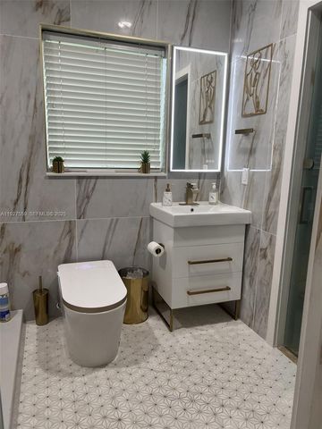 19051 SW 272nd St, Homestead, FL 33031