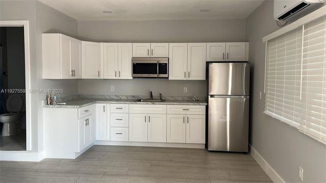 19051 SW 272nd St, Homestead, FL 33031