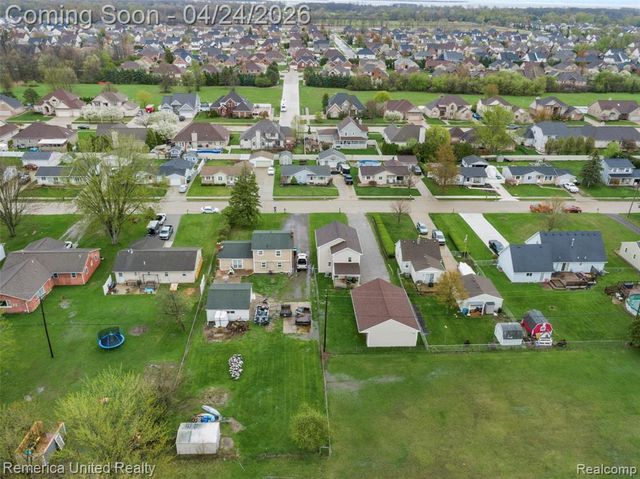 32204 Truman Road, Rockwood, MI 48173